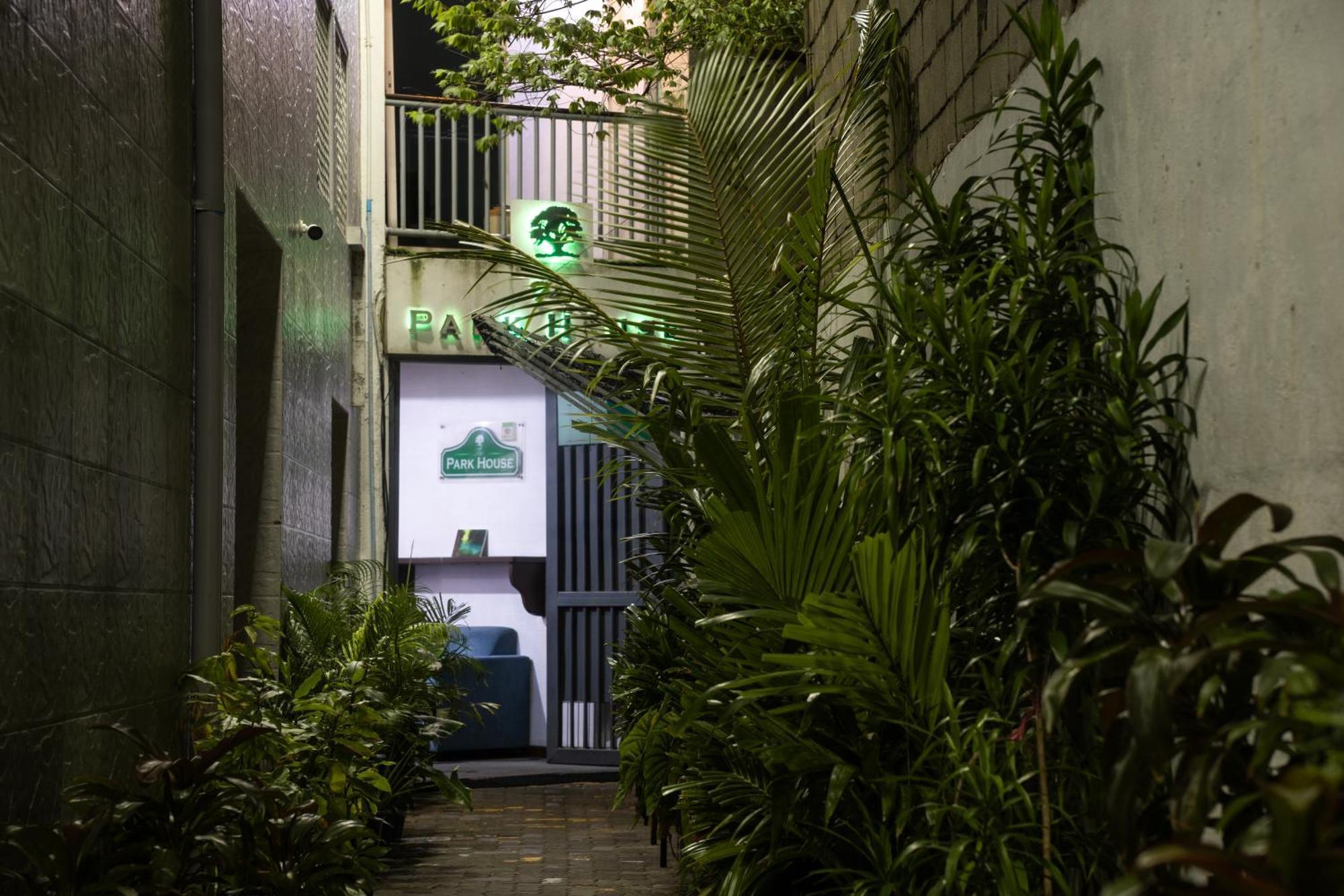 The Park House Hotel Malé Kültér fotó
