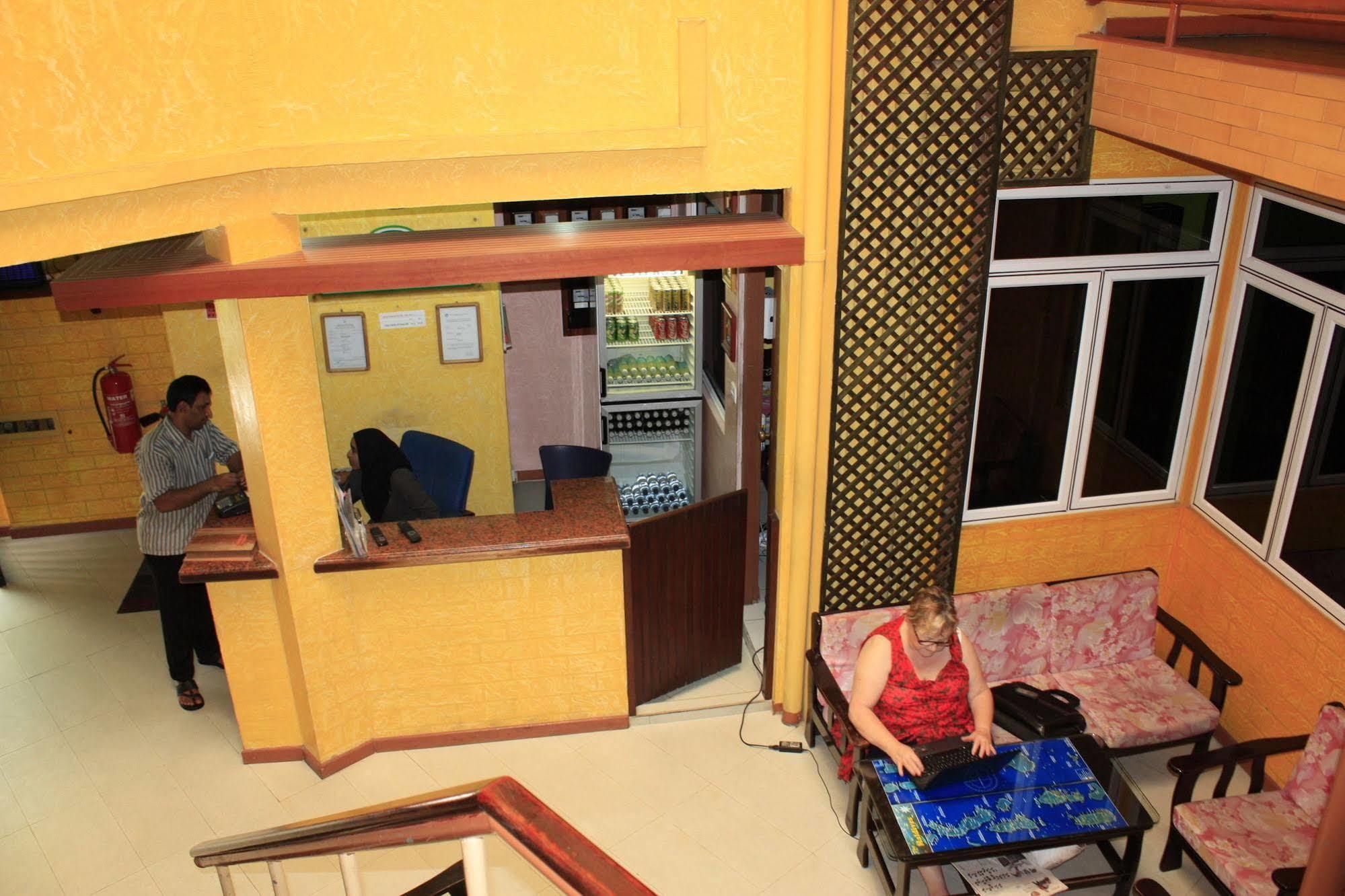 The Park House Hotel Malé Kültér fotó