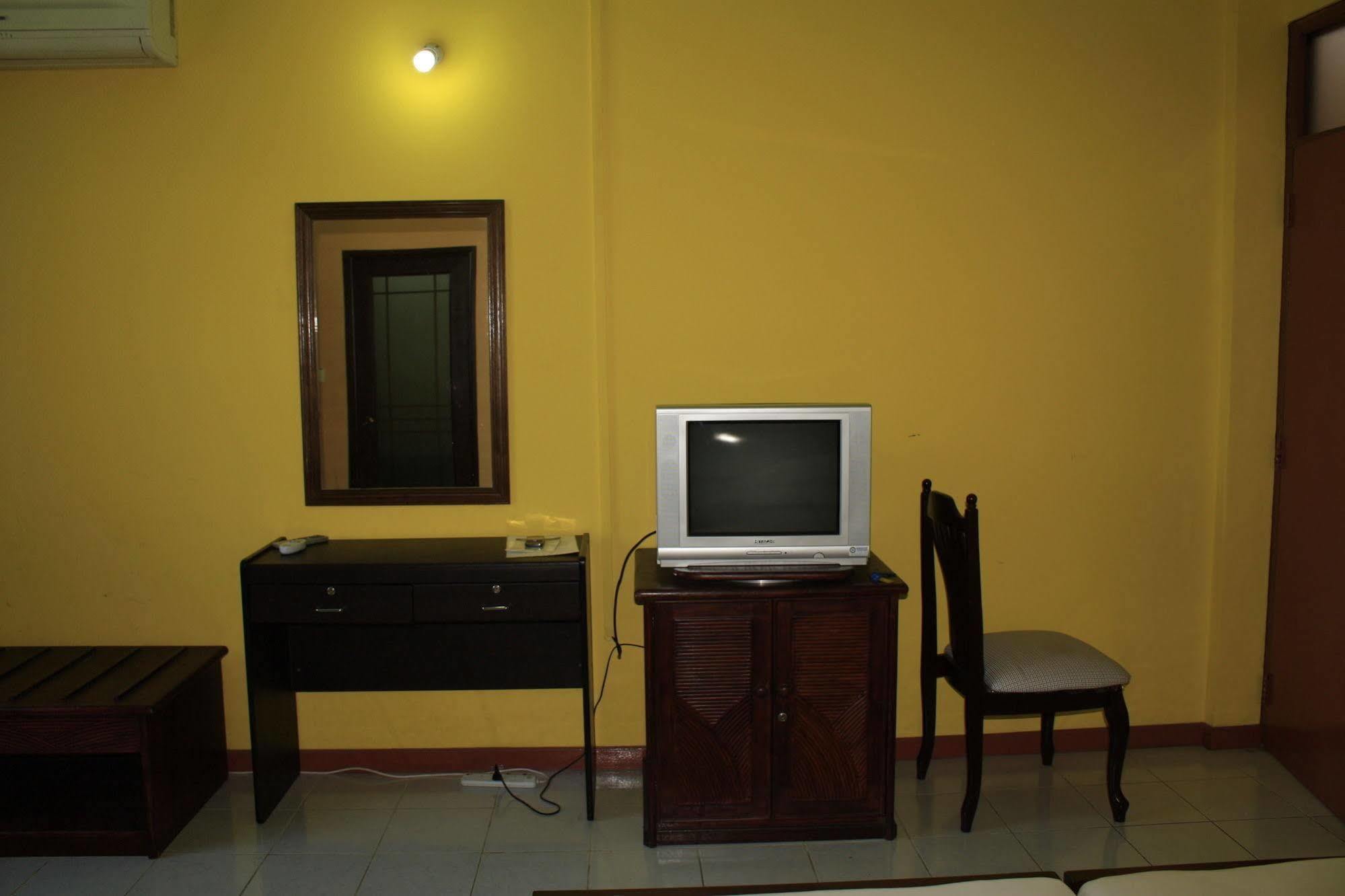 The Park House Hotel Malé Kültér fotó