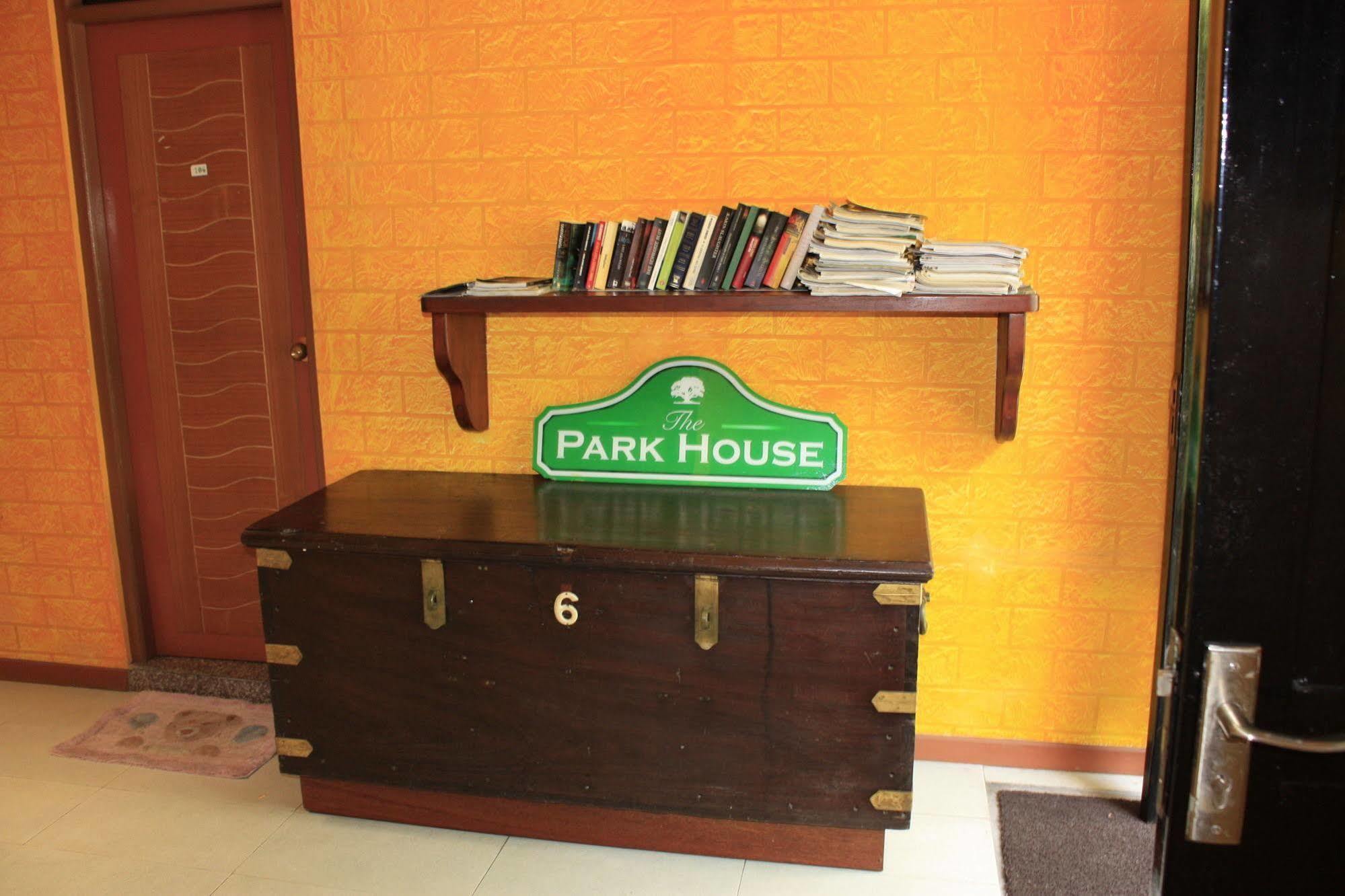The Park House Hotel Malé Kültér fotó